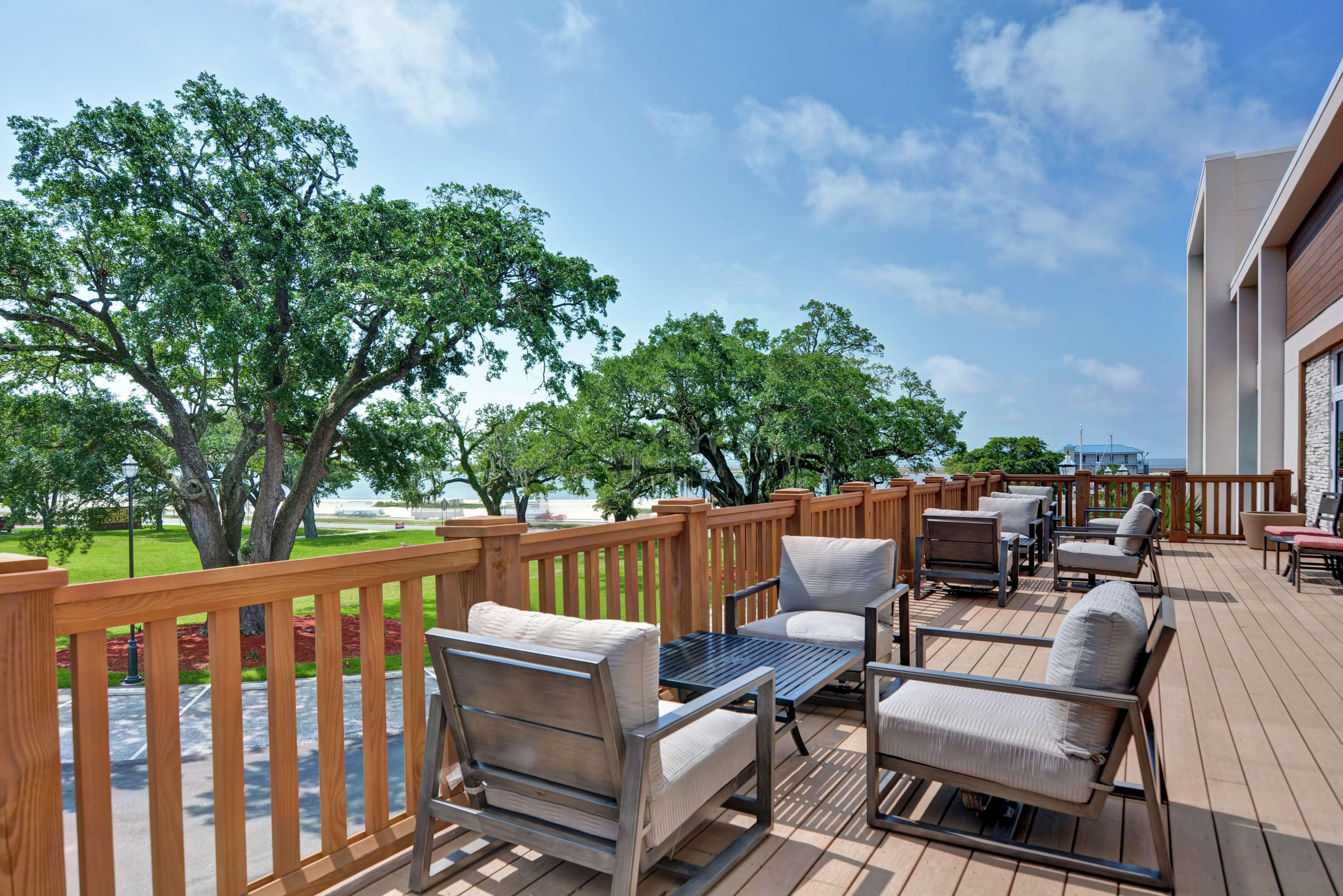 Hilton Garden Inn Biloxi Exterior foto